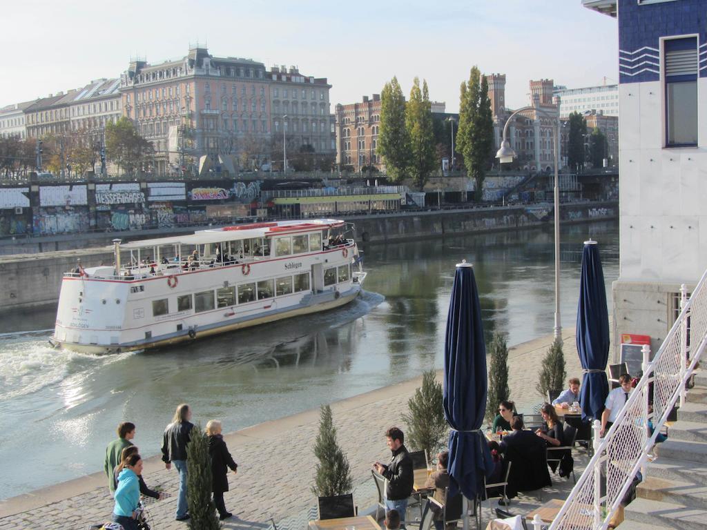 Apartment Wohnen Im Herzen Von At The Waterfront Wien